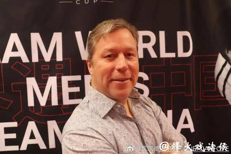 GOAT再出山！60岁瓦尔德内尔宣布复出：86岁老妈想看我打球